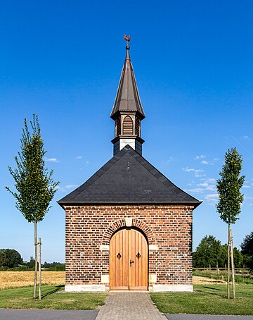 Capela de São João Nepomuceno em Hiddingsel, Dülmen, Renânia do Norte-Vestfália, Alemanha. (definição 3 129 × 3 129)