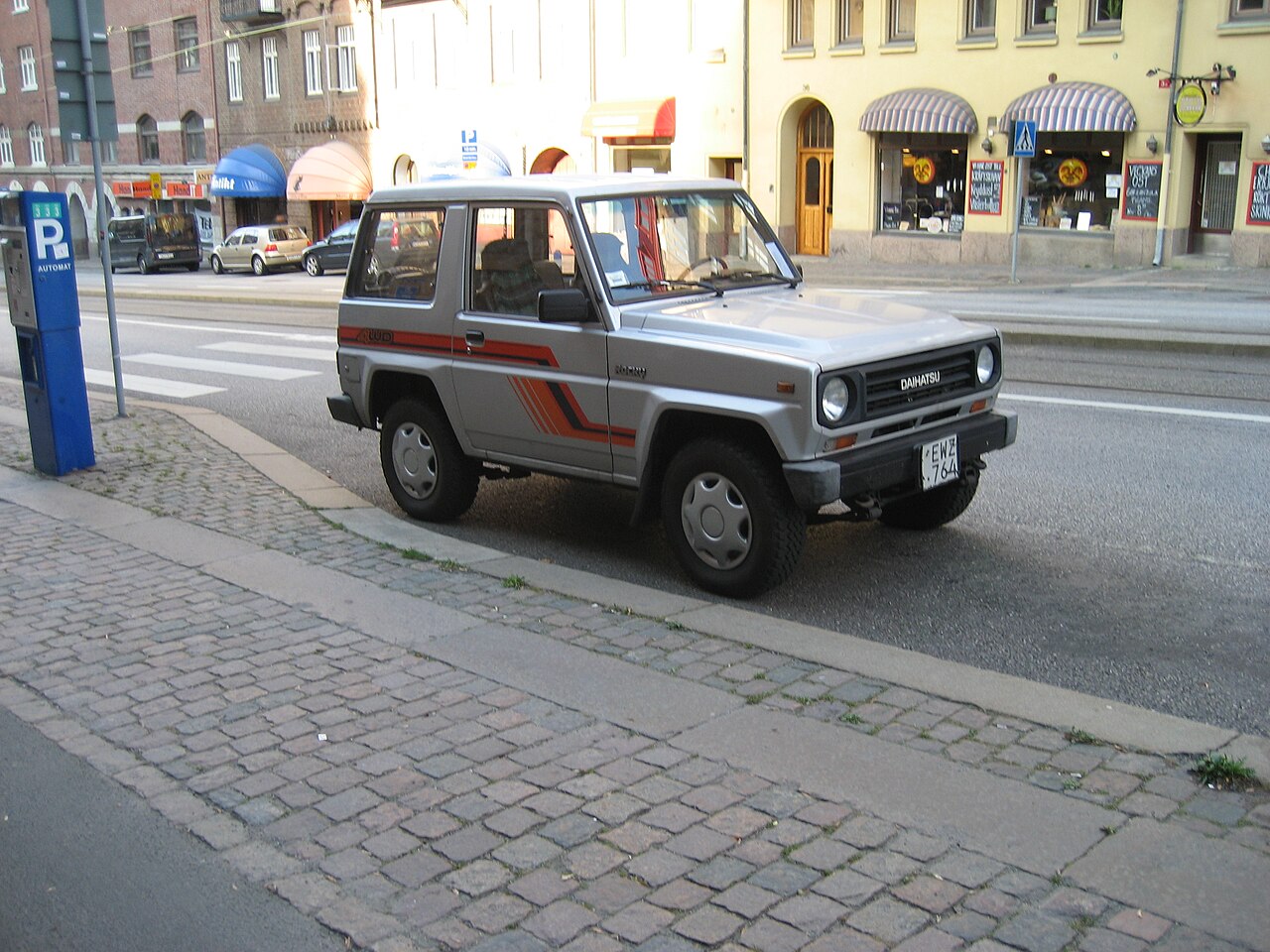 1280px-Daihatsu_Rocky%2C_Gothenburg.jpg