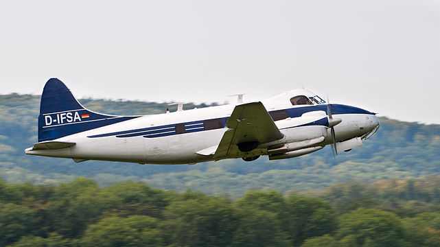 De Havilland DH-104 Dove 7XC.