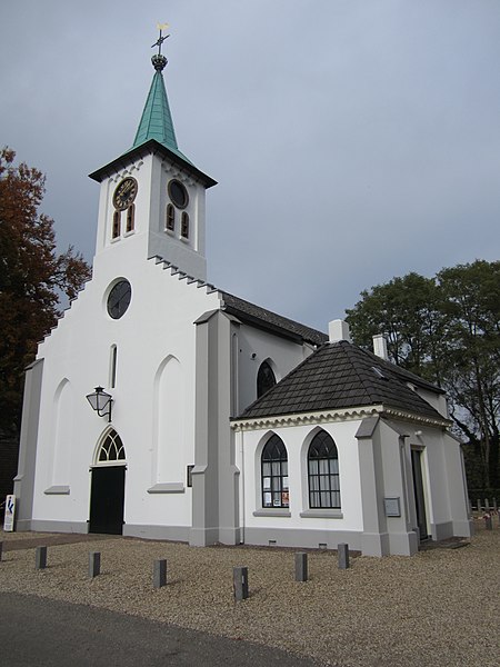 File:De Heldingkerk (30763399850).jpg