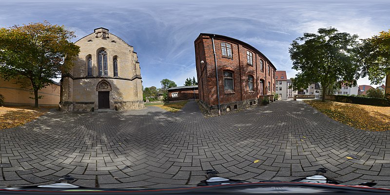 File:De Quedlinburg Mathildenkirche 360x180 Panorama.jpg