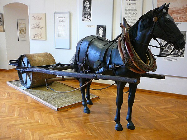 Horse-drawn road roller from 1800