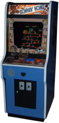 A Donkey Kong arcade cabinet. The Famicom was designed to closely replicate the game's performance. Donkey Kong arcade at the QuakeCon 2005.png