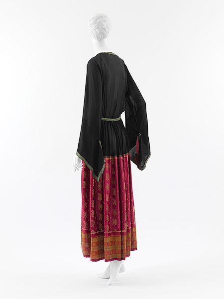 File:Dress MET DP142043.jpg