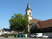 Place de l'église Saint-Louis.