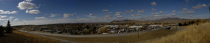 File:E town pan.jpg