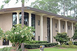 Engram Hall & College Union, South Georgia State College, Douglas, GA, US.jpg