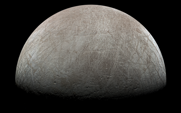 True color mosaic of Europa's numerous lineae.