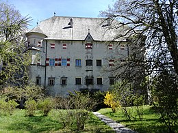 Façade principale du château Neumelans.jpg