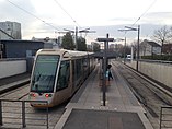 Fleury-les-Aubrais - arrêt du tram "Jules Verne".jpg