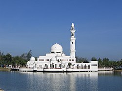 La moschea flottante di Kuala Terengganu