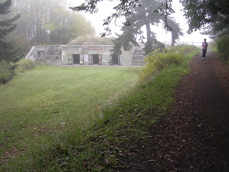 File:Fort Worden Walker.jpg