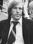 Günter Netzer (Kiel 69.655) (cropped).jpg