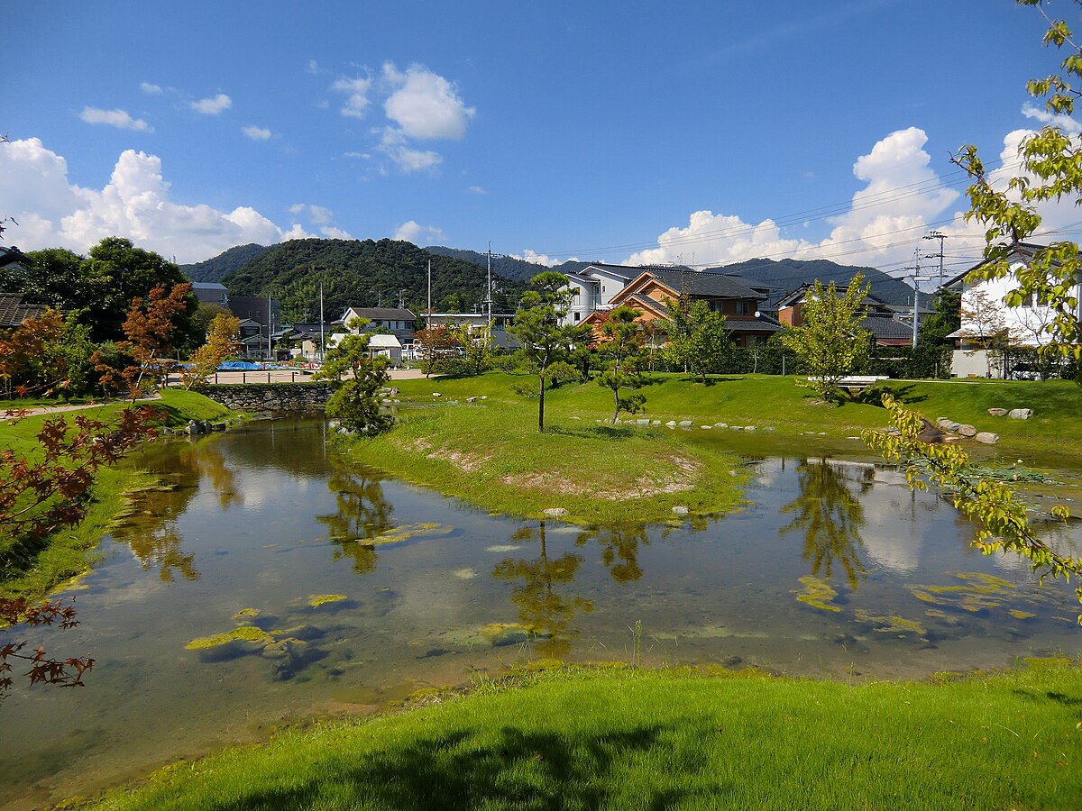 Garden of Ouchi's mansion.JPG