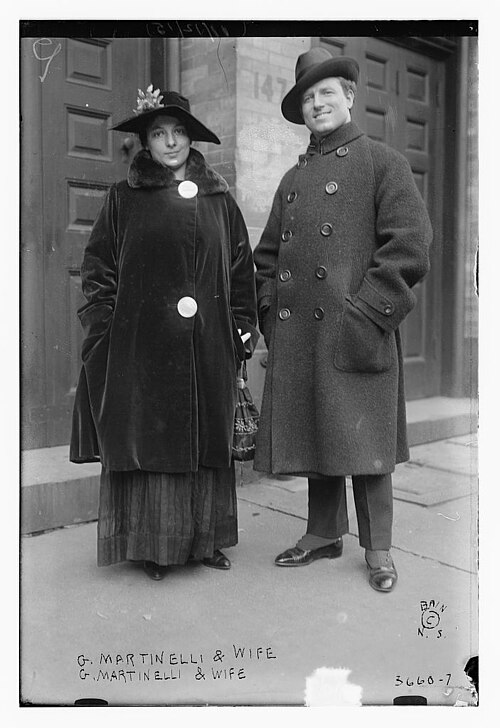 Giovanni Martinelli and his wife, Adele, at the Metropolitan Opera on 12 November 1915.