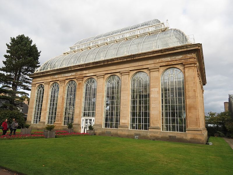 File:Glasshouse (22438887100).jpg