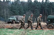 Grenztruppen der DDR auf Patrouille (1979)