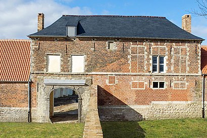 How to get to Hougoumont with public transit - About the place