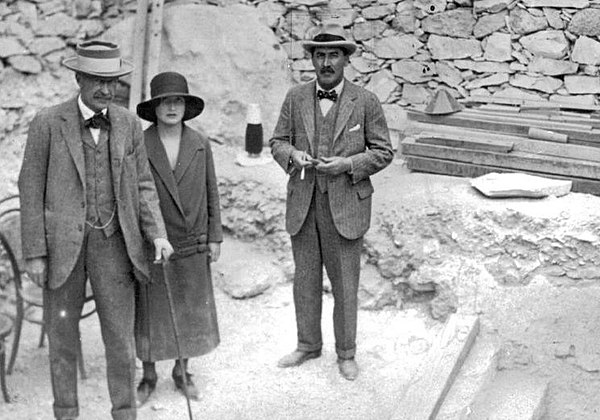 Lord Carnarvon, his daughter, Lady Evelyn Herbert, and Howard Carter at the top of the steps leading to the newly discovered tomb of Tutankhamun, Nove