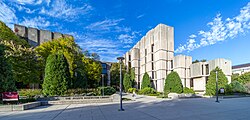 Joseph Regenstein Library in 2019.jpg