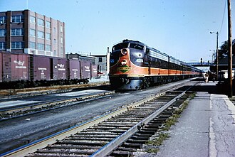 Green Diamond with conventional equipment at Kankakee in August 1964 Kankakee IC Aug 1964 3-02.jpg
