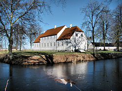 Keld Gydum-Lerbaek hovedgaard.jpg