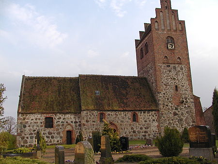 Kirche in Leppin 2002