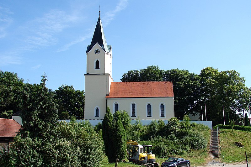 File:Kirche osterwaal.JPG