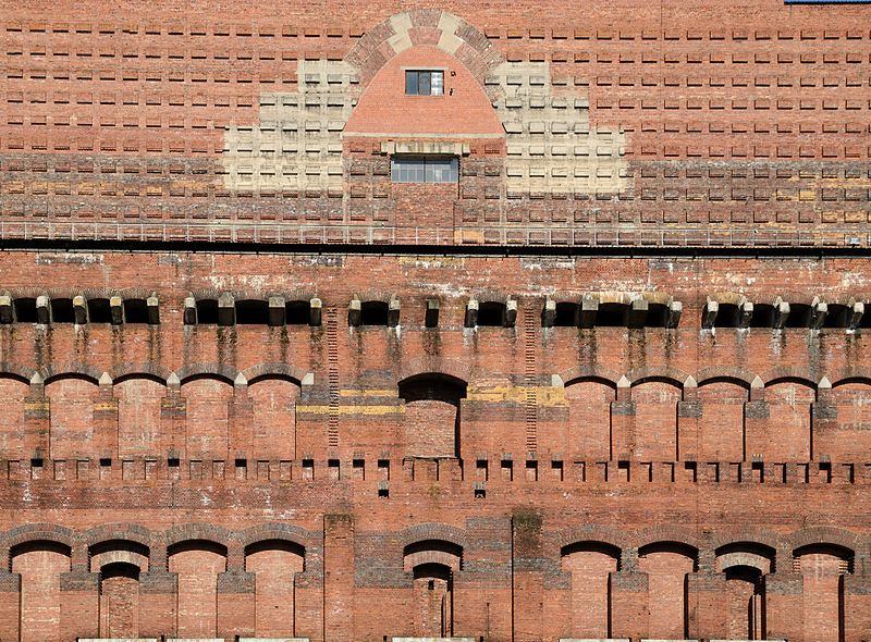 File:Kongresshalle Nürnberg7.jpg