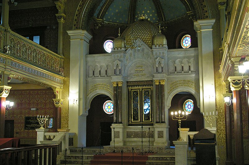 File:Krakow Synagoga Tempel 20071111 1139 2137.jpg