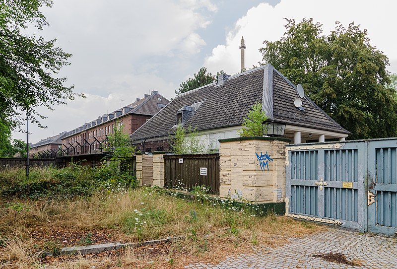 File:Krefeld, Kempener Allee, Kaserne, 2018-07 CN-03.jpg