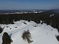 English: Crêt de la Neuve, aerial view Français : Crêt de la Neuve, vue aérienne Deutsch: Crêt de la Neuve, Luftbild