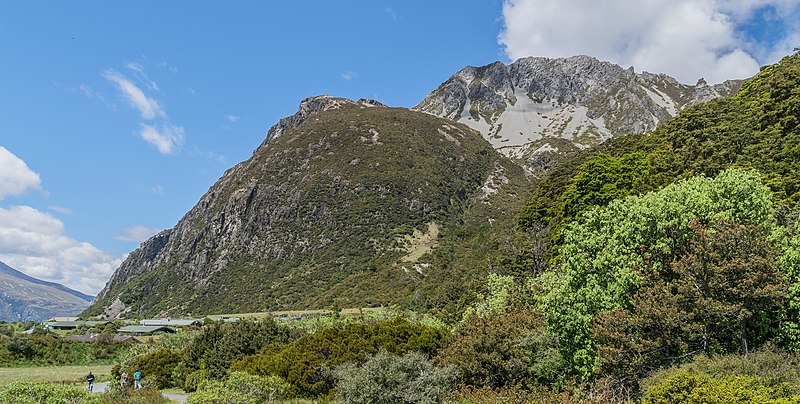 File:Landscape in Mount Cook National Park 13.jpg