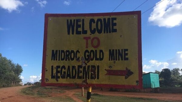 The road to Lega Dembi gold mine