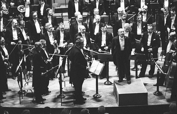 Leinsdorf conducting the Czech Philharmonic, 1988