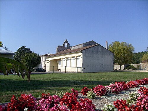 Plombier dégorgement canalisation Luchat (17600)