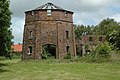 Deutsch: Reste der Windmühle in Berumerfehn