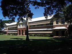 Mackay Centreja Ŝtata School.jpg