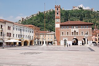 <span class="mw-page-title-main">Marostica</span> Comune in Veneto, Italy