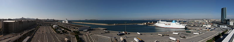 File:Marseille dock strike-pano.jpg