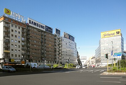 How to get to Piazzale Loreto with public transit - About the place