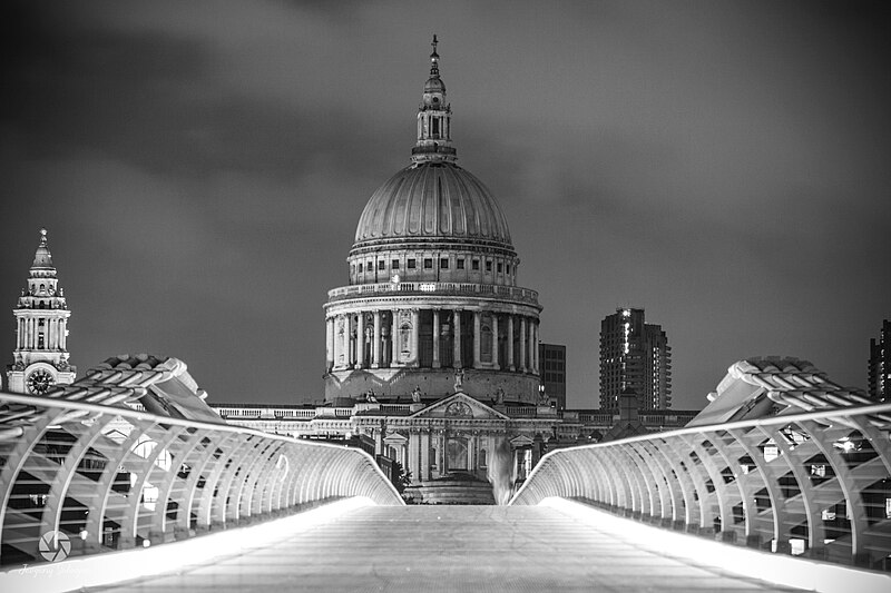 File:Millennium Bridge London uk.jpg