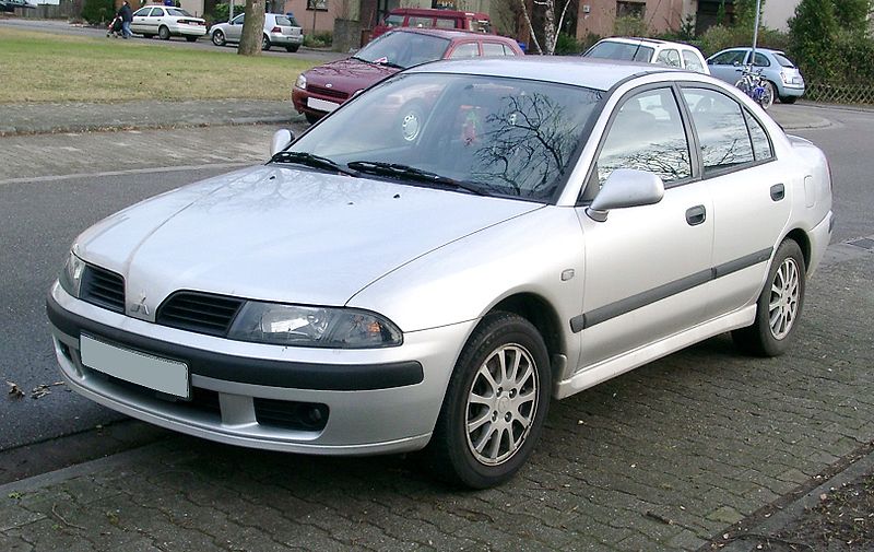 File:Mitsubishi Carisma front 20071205.jpg