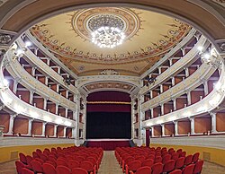 Montepulciano, teatro Poliziano - Sala 1.jpg