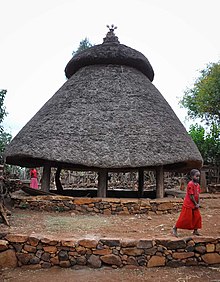 Men and boys' sleeping hut in Konso, Ethiopia Mora, Konso Tribe, Ethiopia (8093693492).jpg