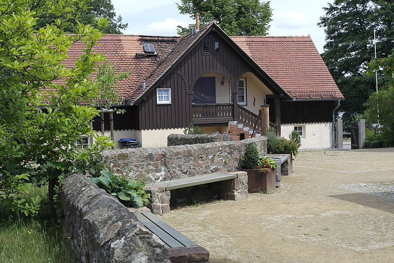 File:Moritzburg, Rüdenhof 006.JPG