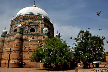 Tomb of Shah Rukn-e-Alam Photograph: Besal1966 Licensing: CC-BY-SA-4.0