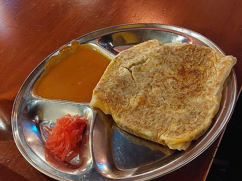 File:Murtabak at Makan2 Perth.jpg