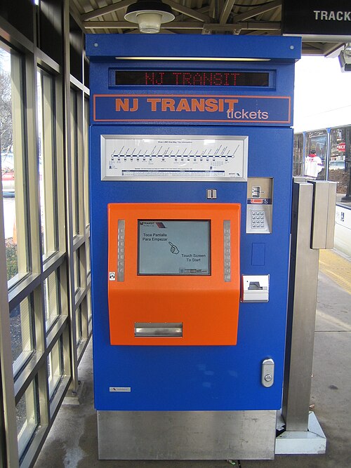 River Line TVM at Trenton Transit Center