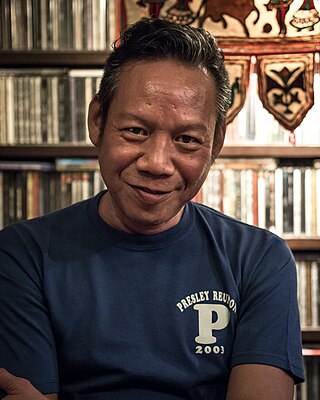 <span class="mw-page-title-main">Nonzee Nimibutr</span> Thai film director, film producer and screenwriter